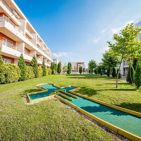 Destination Bulgaria 2000 Nessebar Fort Club Summer Private アパート